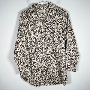 Chico’s Women’s Size 3 (US 16/18) No Iron 100% Cotton Leopard Button Down Shirt